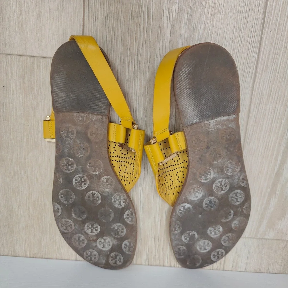 Tory Burch Miller Womens Sandals 9.5 Yellow Leather Laser Cut Logo Preppy